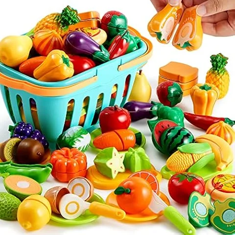 JOYIN Lot de 68 Jouets Alimentaires à découper pour la Cuisine des Tout-Petits, Faux Aliments pour la Cuisine, Comprend des Fruits et légumes en Plastique, des Cadeaux pour Tout-Petits